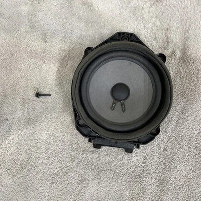 Cadillac SRX 2010-2016, Buick Enclave, Acadia, altavoz de puerta delantera Bose 20935389 OEM Foto 1 de 3