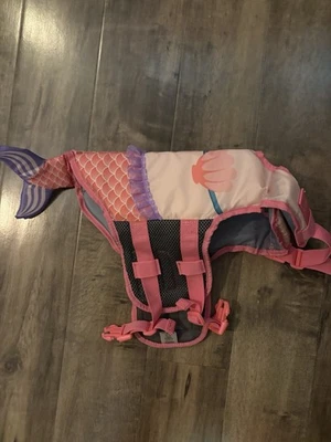 Heart to Tail Pet Floatation Aid / Small Dog Life Jacket, Size 15 - 30 lbs - Image 1 of 2