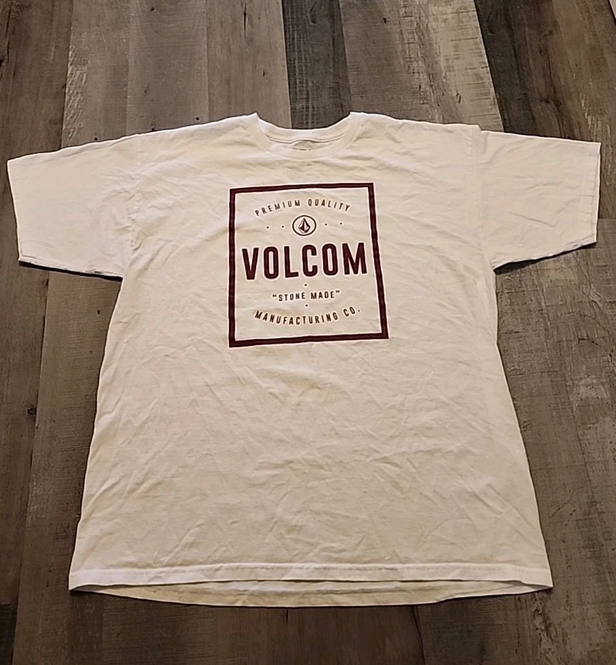 Volcom Premium Quality T-Shirt Men XL White Burgundy Graphic Skater Box Logo - Image 1 of 4