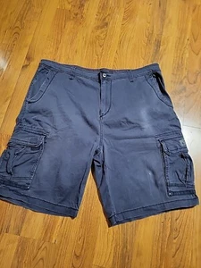 Vintage Union Bay Blue Cargo Shorts 42" X 10" X 24" EUC Cotton - Picture 1 of 7