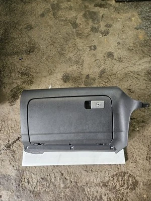 Отсек для хранения перчаточного ящика Volkswagen Golf 1k2857290 Mk5 2004-2009B - Изображение 1 из 4