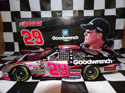 Kevin Harvick #29 GM Goodwrench 2005 Monte Carlo Acción escala 1:24 Foto 1 de 4
