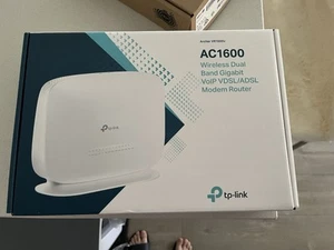 TP-Link Archer VR1600v AC1600 Wireless DBand Gigabit VolP VDSL/ADSL Modem Router - Picture 1 of 5