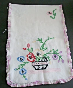 Vintage Table Runner  Embroidered  Red Blue Flowers  Floral 37 x 13 - Picture 1 of 13