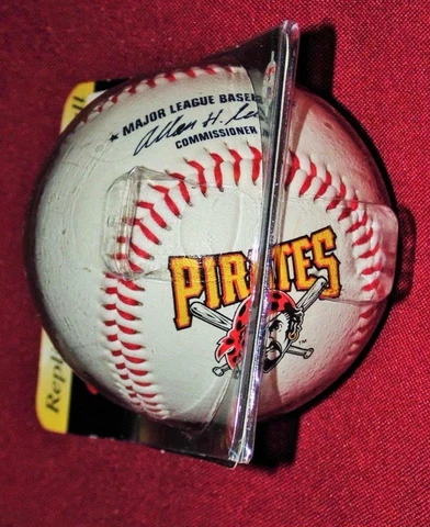 Rawlings 1997 Official Major League Baseball Pittsburgh Pirates SAME DAY SHIP Cover