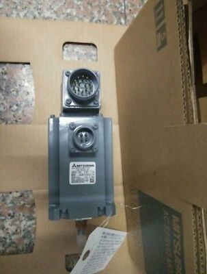 Mitsubishi New in box servo motor HA-FE33C-S5 One year warranty - Image 1 of 3
