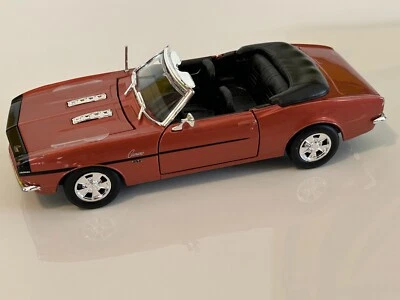Chevrolet Chevy Camaro SS 396 1968 convertible diecast metal escala 1:24 Foto 1 de 4