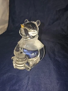 Figura Disney Lenox Crystal Pooh detalles esmerilados con abeja dorada en la nariz - Imagen 1 de 10