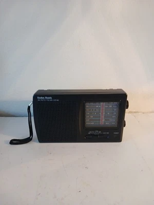 Radio Shack Portable Multiband Radio 12-456 AM/FM TV1 TV2 AIR VHF-WX No 6v Pwr - Image 1 of 4