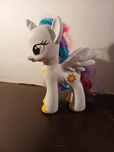 My Little Pony Hasbro 2015 Princess Celestia 8" vinilo blanco - Imagen 1 de 8
