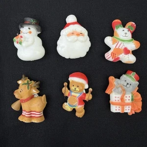 Vtg Christmas Button Covers Set of 6 Santa Bears Snowman Reindeer - Picture 1 of 19