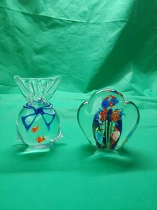 2 X Vintage Hand-blown Art Glass Fish Paper Weight Used - Picture 1 of 12