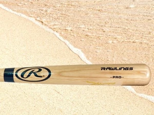 FRANCISCO SORIANO MLB SIGNED OFFICIAL RAWLINGS R232AN PRO MODEL BAT - FREE AUTO - Picture 1 of 3