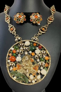 Vintage 1960s SWOBODA “CARNELIAN-JADE-PEARL CRANE” NECKLACE & EARRINGS-Boxed Set - Picture 1 of 13