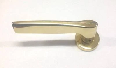 Maniglia per porte interne VALLI & VALLI H1018 serie "Otello" in Oro Lucido Foto 1 de 3