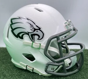 CUSTOM RIDDELL SPEED MINI FOOTBALL HELMET - PHILADELPHIA EAGLES - Picture 1 of 9