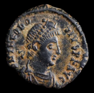 Ancient Roman Empire Coin Theodosius I ( 379-395AD ). Æ 13 mm. 1,17 gramm. #720 - Picture 1 of 2