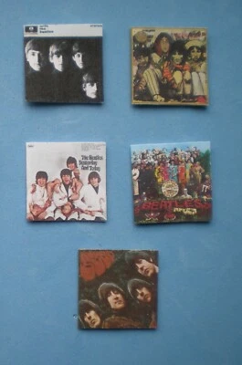 Puppenhaus Miniaturen Zubehör - Musik Album Cover x 5 - THE BEATLES Set 1