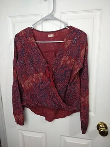Hollister Woman XS Blouse Wrap Tasseled Front Close Long Paisley Red Elephant... - Picture 1 of 9