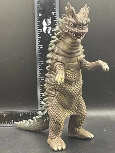 Bandai 1994 Ultraman Kaiju Powered Bemular Monster Vinyl - Picture 1 of 3