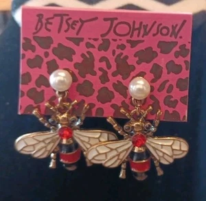 Bellissimi orecchini Betsey Johnson nuovi tono oro api e perle con strass - Foto 1 di 10