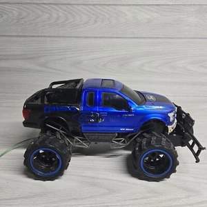 New Bright RC Blue FORD F150 Body Guards Wheels No Remote or charger - Picture 1 of 11