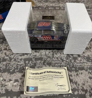 Dale Jarrett #88 Quality Care 1999 Revell 1/24 Nascar Diecast con estuche ¡Nuevo! Foto 1 de 4