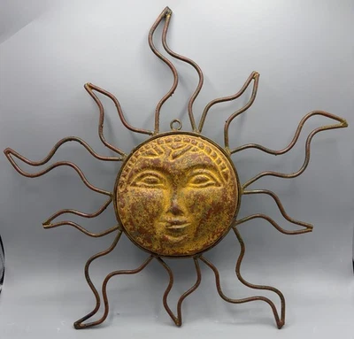 "Escultura de sol de metal con cara de arcilla de luna celestial de colección/colgante de pared grande 18""" Foto 1 de 4