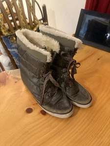 Stivali donna Keds foderati in pelliccia sintetica taglia 5,5 verde - Foto 1 di 4