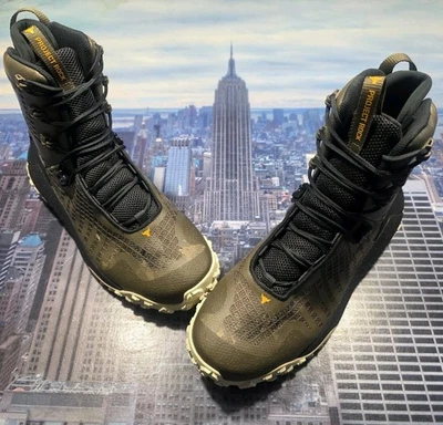 Botas impermeables Under Armour x Project Rock HOVR Dawn 2.0 talla 8.5 3027739 300 Foto 1 de 4