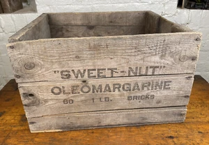 Caja de madera C.1920 ""NUEZ DULCE"" OLEOMARGARINA ~ Marca, 17,25""L x 14,5""W x 10,5""H - Imagen 1 de 7