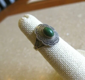 Anillo de ley del suroeste de colección con piedra verde, estampado / tamaño 4 1/4 / ENVÍO GRATUITO - Imagen 1 de 7