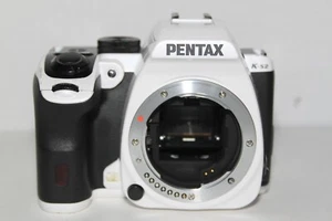Pentax K-S2 20.1 MP Camera Body ONLY - White - Picture 1 of 9