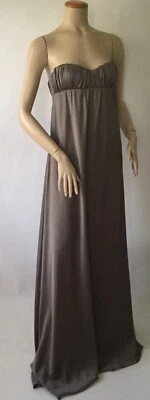 NUEVO Vestido Missoni Sin Tirantes Seda Taupe Escote Corazón (Talla 40) - $4320.00 Foto 1 de 4
