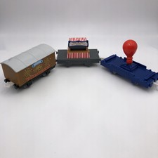 #146 Thomas Trackmaster Balloon Fireworks Ring A Bottle Circus 2006 Lot Of 3