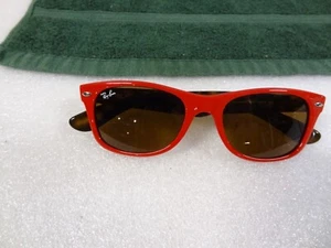 Ray-Ban New WAYFARER Sunglasses RB2132 - 726 Red / Tortoise Frames Brown Lens - Picture 1 of 12