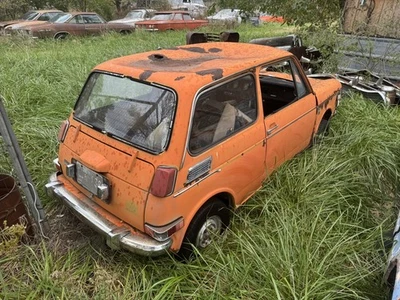 Honda N600 Rear License Plate Assembly - Parting Out Car - Imagem 1 de 4