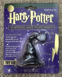 2000 New Sealed Harry Potter Chamber Secrets Sorting Hat Magic 8 Ball Keychain - Picture 1 of 3