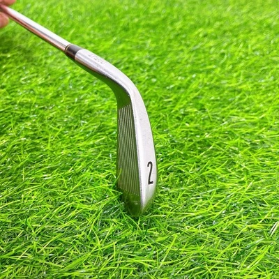 Titleist Rare 2 Iron DCI 962B  2i Classic Model Collection Item - Image 1 of 4