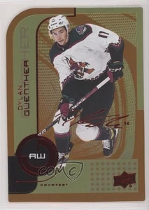 Serie 2 MVP Aggiornamento Colori e Contorni 2022 /250 Dylan Guenther #143 Rookie RC - Foto 1 di 4