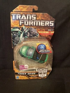 Transformers Hunt For The Decepticons HFTD Deluxe Class Tuner Skids New 🔥 - Picture 1 of 6