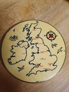 Vintage Vogue Vanities  powder Compact Map United Kingdom design rare 