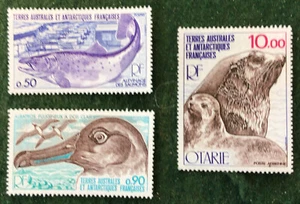 French Antarctica Fauna Set SG123/5 MNH Unmounted Mint C/V £25 in 2012 - Picture 1 of 2