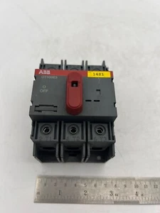 Interruptor de desconexión de interruptor de uso general ABB OT100E3 600VAC 110A 3 polos - Imagen 1 de 10