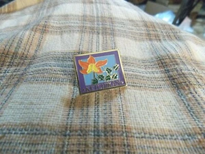 Ketchikan Alaska ENAMEL Gold Tone PINBACK Badge Collector 1" VG ! - Picture 1 of 3