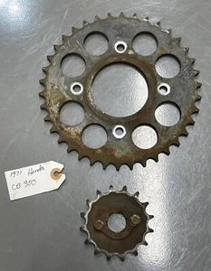 1971 Honda CB350 16T Front Drive + 38T Final Drive Rear Sprockets, Fixing Plate - Bild 1 von 10