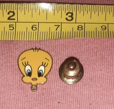 Vintage Tweety Bird Head Hot Air Ballon Jacket Lapel Pin CUTE Looney Tunes - Image 1 of 3