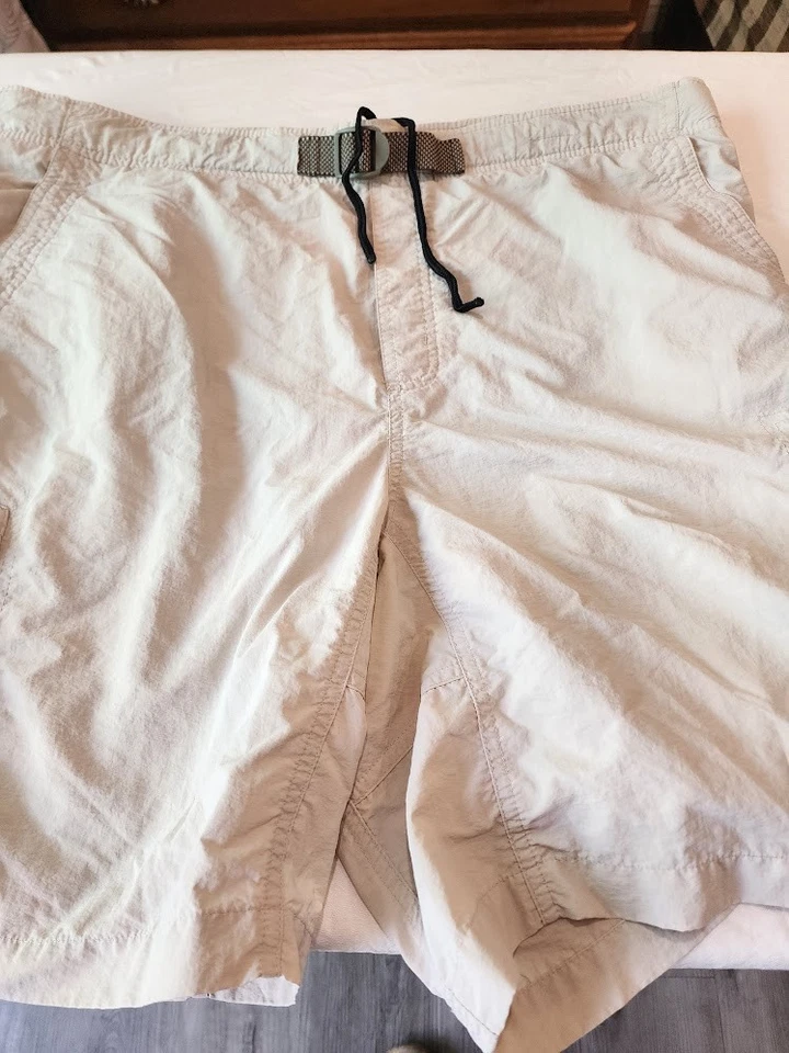 Pantalones Cortos Columbia Para Hombre Grandes TAN Forrados Cinturón Cintura Elástica Omni Protección Solar Foto 1 de 4