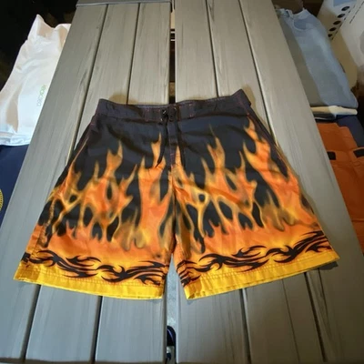 Pantalones Cortos De Colección Y2K No Boundaries Flame Tribal Board Para Hombres 38 Talla Rara Foto 1 de 4