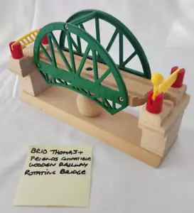 BRIO & THOMAS KOMPATIBLE HOLZEISENBAHN DREHBRÜCKE 90er JAHRE - Bild 1 von 9